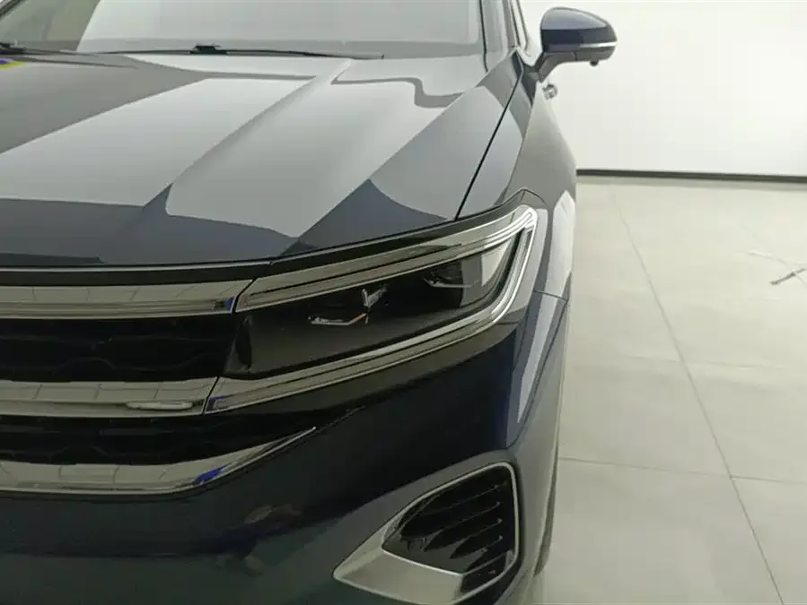 Volkswagen Talagon Lanjing 2021 380TSI four-wheel drive flagship Shengjing Edition 2022 — миниатюра 2