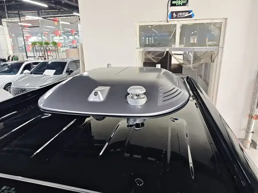BYD Leopard Leopard 8 Leopard 8 2025 Smart and Brave Flagship Drone Version 6 Seaters 2025 — миниатюра 5