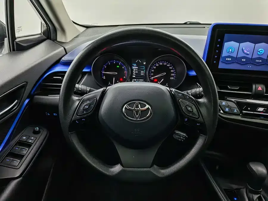Toyota C-HR 2021 2.0L Comfort Edition 2022 — миниатюра 4