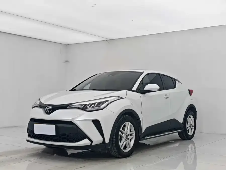 Toyota C-HR 2021 2.0L Comfort Edition 2022 — фото 1, купить с доставкой в Москву