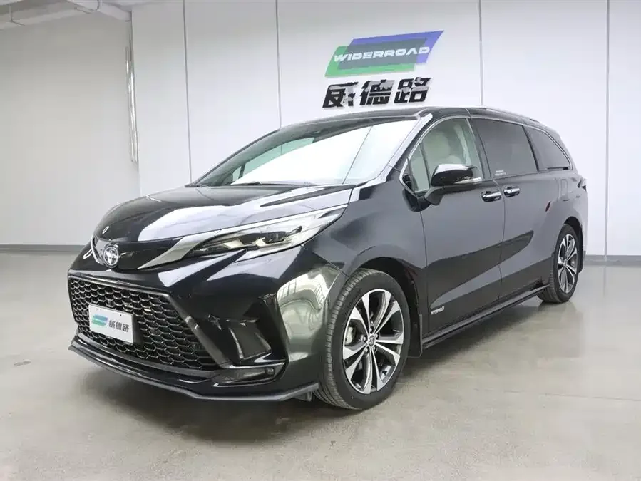 Toyota Granvia 2023