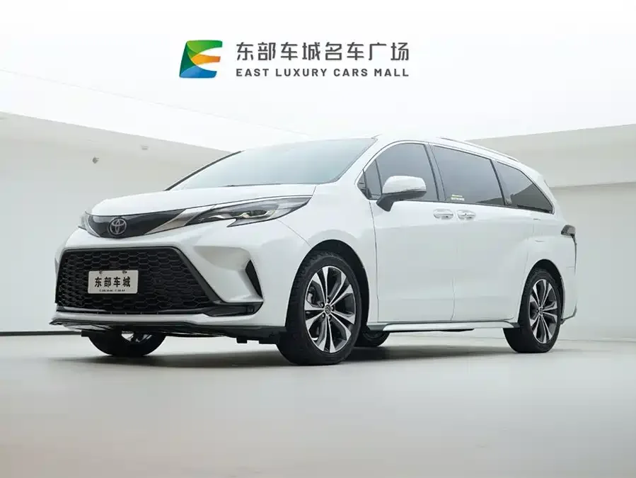 Toyota Granvia 2024