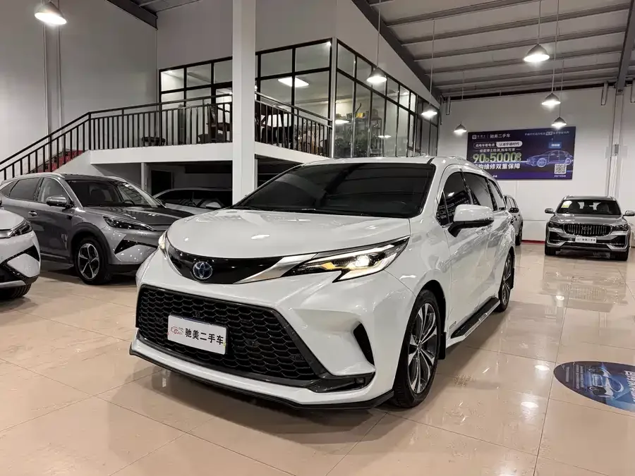 Toyota Granvia 2024