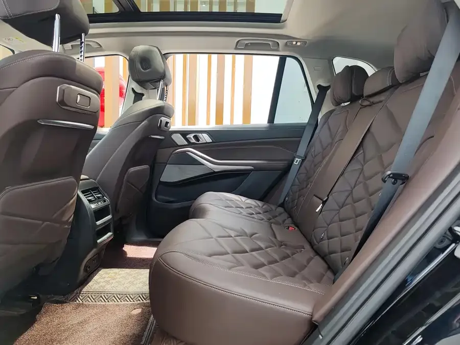BMW X5 2023 xDrive 30Li Exclusive M Sport Package 2024 — миниатюра 3