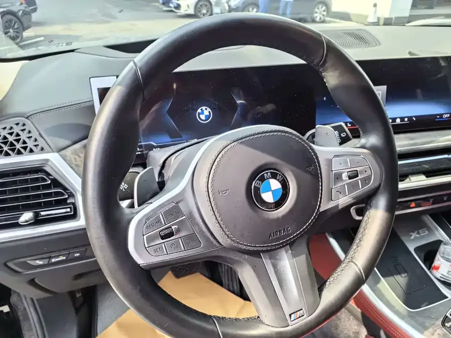 BMW X5 2023 xDrive 30Li Exclusive M Sport Package 2024 — миниатюра 4