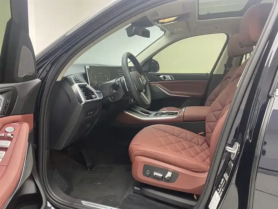 BMW X5 2023 xDrive 30Li M Sport Package 2024 — миниатюра 5