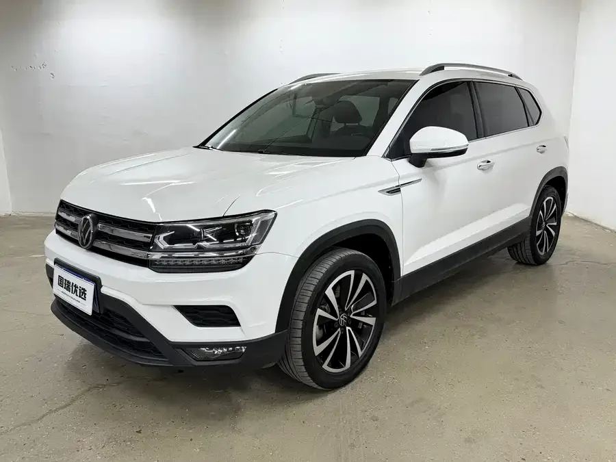 Volkswagen Tiguan (Tharu) 2023