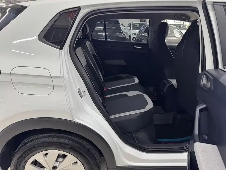 Volkswagen Tiguan (Tharu) Tuyue 2025 New 1.5L Ruijin Edition 2025 — миниатюра 4