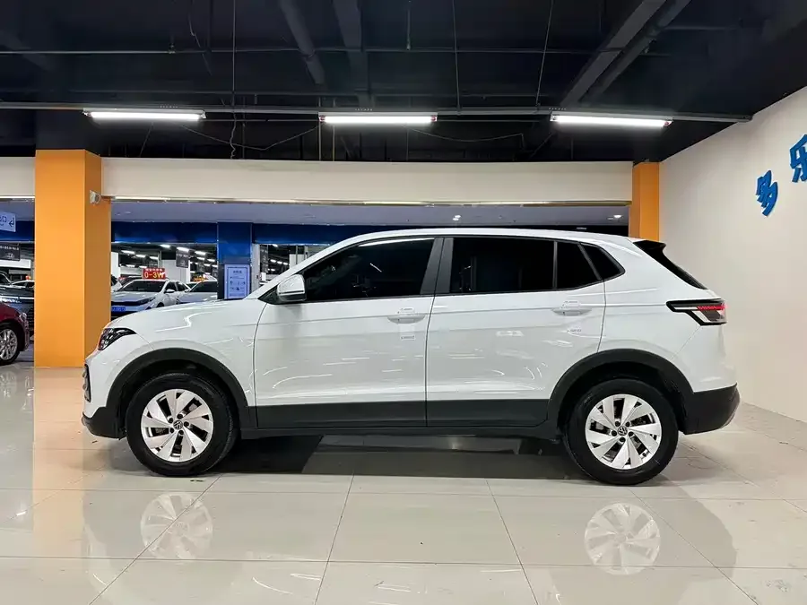 Volkswagen Tiguan (Tharu) Tuyue 2025 New 1.5L Ruijin Edition 2024 — миниатюра 3