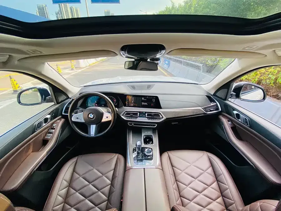 BMW X5 2022 xDrive 30Li Exclusive M Sport Package 2022 — миниатюра 4