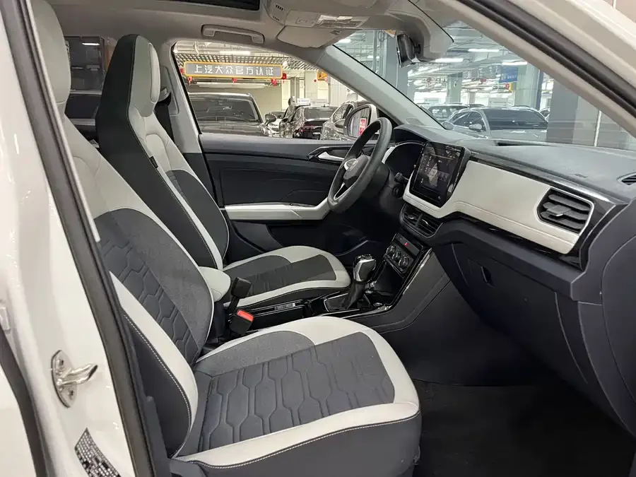 Volkswagen Tiguan (Tharu) Tuyue 2025 New 1.5L Sharp Edition 2025 — миниатюра 3