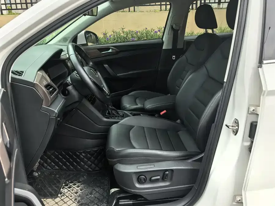 Volkswagen Tiguan (Tharu) Tuyue 2022 280TSI 2WD Luxury Edition 2022 — миниатюра 4