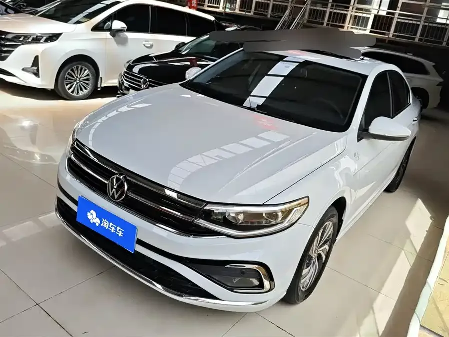 Volkswagen Bora 2023