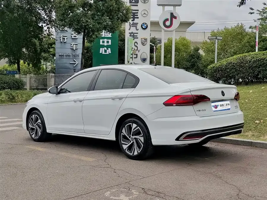 Volkswagen Bora Bora 2023 200TSI DSG Joy-Drive PRO Edition 2024 — миниатюра 4