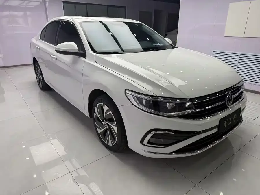 Volkswagen Bora Bora 2023 200TSI DSG Joy-Drive PRO Edition 2023 — миниатюра 2