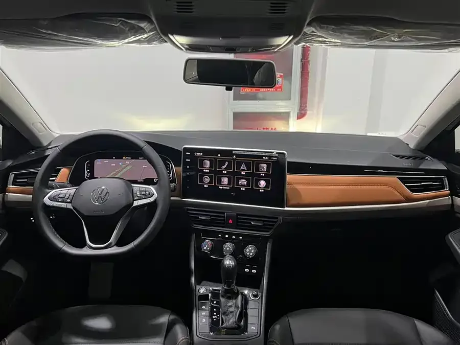 Volkswagen Bora Bora 2023 200TSI DSG Joy Edition 2023 — миниатюра 4