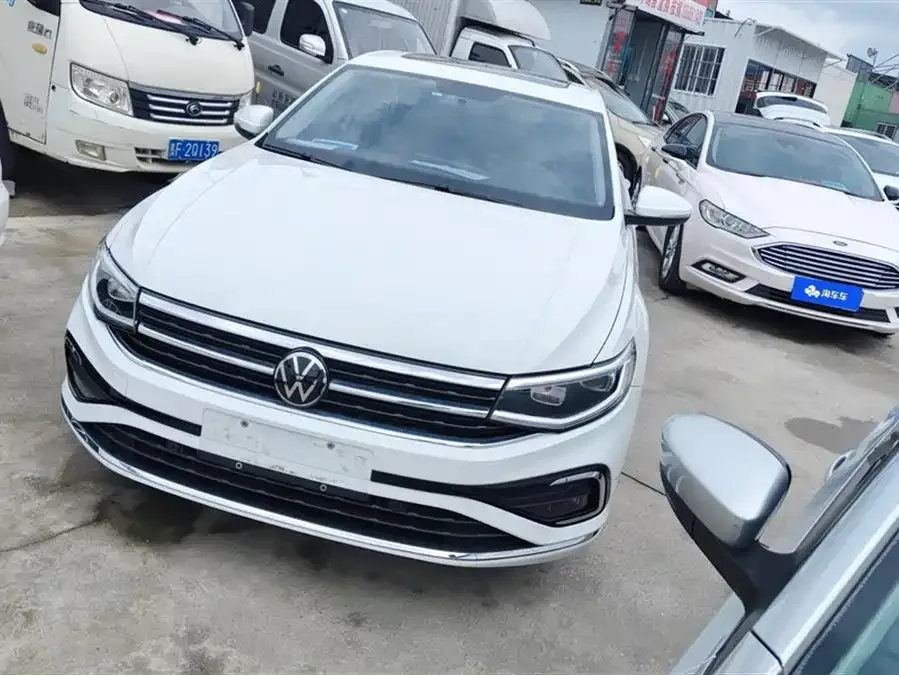 Volkswagen Bora 2023