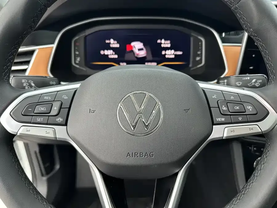 Volkswagen Bora Bora 2023 200TSI DSG Joy-Drive PRO Edition 2023 — миниатюра 4