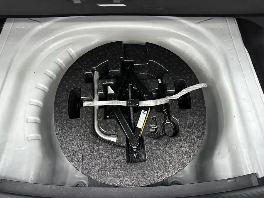 Volkswagen Bora Bora 2023 200TSI DSG Joy-Drive PRO Edition 2023 — миниатюра 5