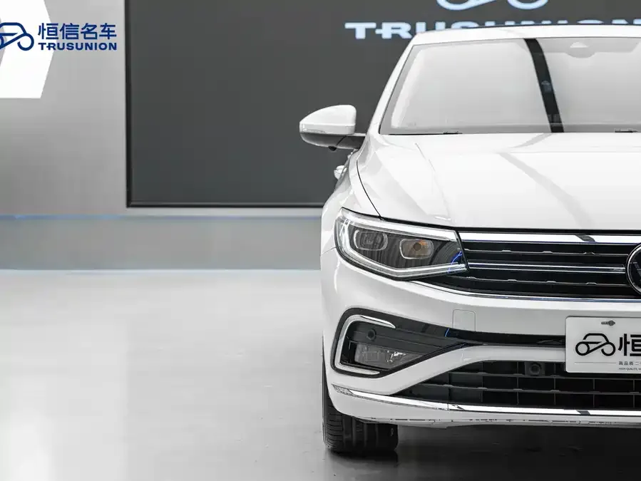 Volkswagen Bora Bora 2023 280TSI DSG Premium Edition 2022 — миниатюра 3