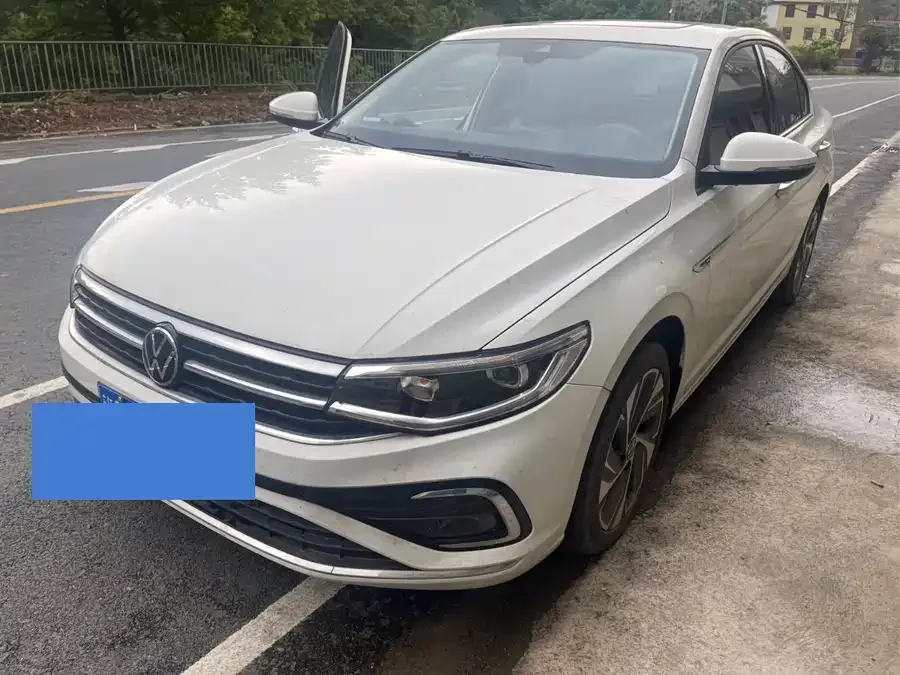 Volkswagen Bora 2023