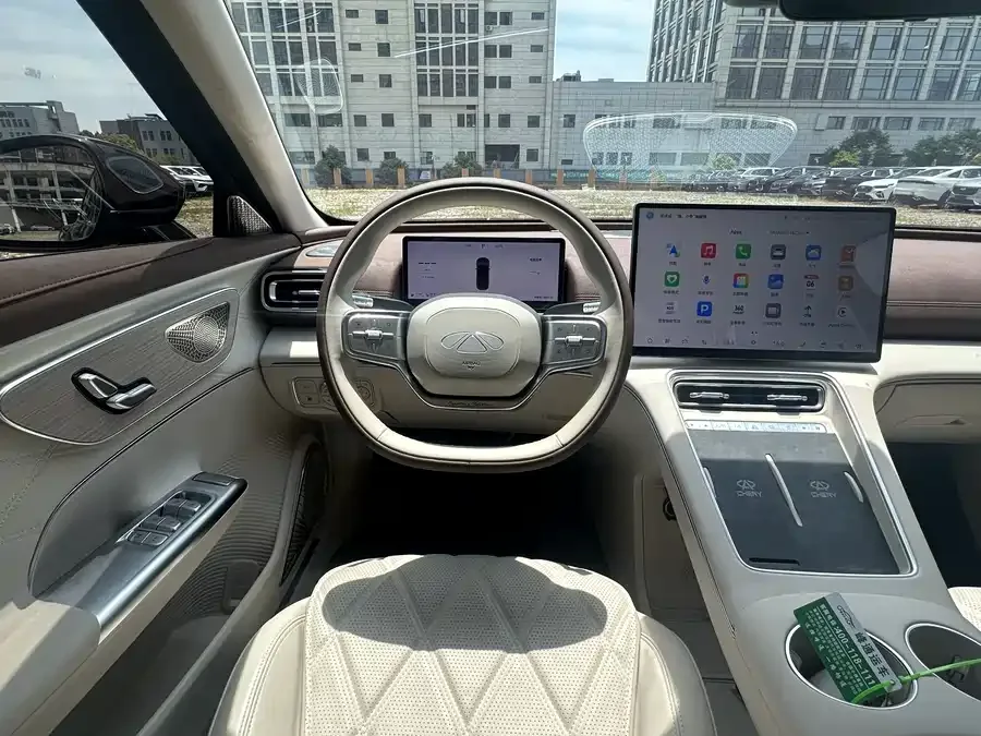 Chery Fengyun Fengyun A9L Fengyun A9L 2025 260 Super Long Range Deluxe Edition 2025 — миниатюра 4