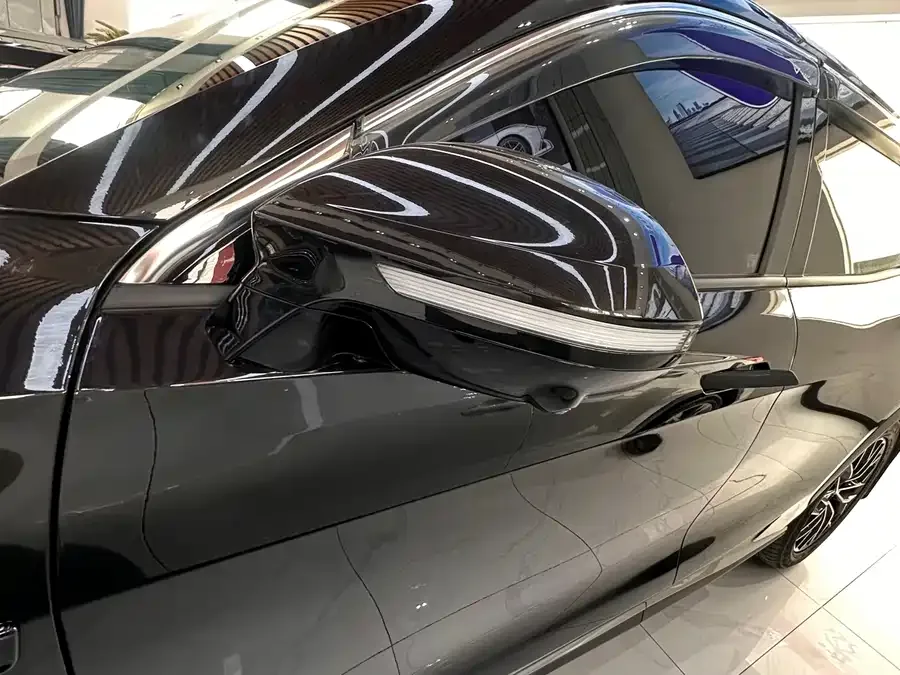 Kaiyi Kunlun New Energy Kaiyi Kunlun New Energy 2024 Kunlun iHD 150km Peak Edition 2024 — миниатюра 2