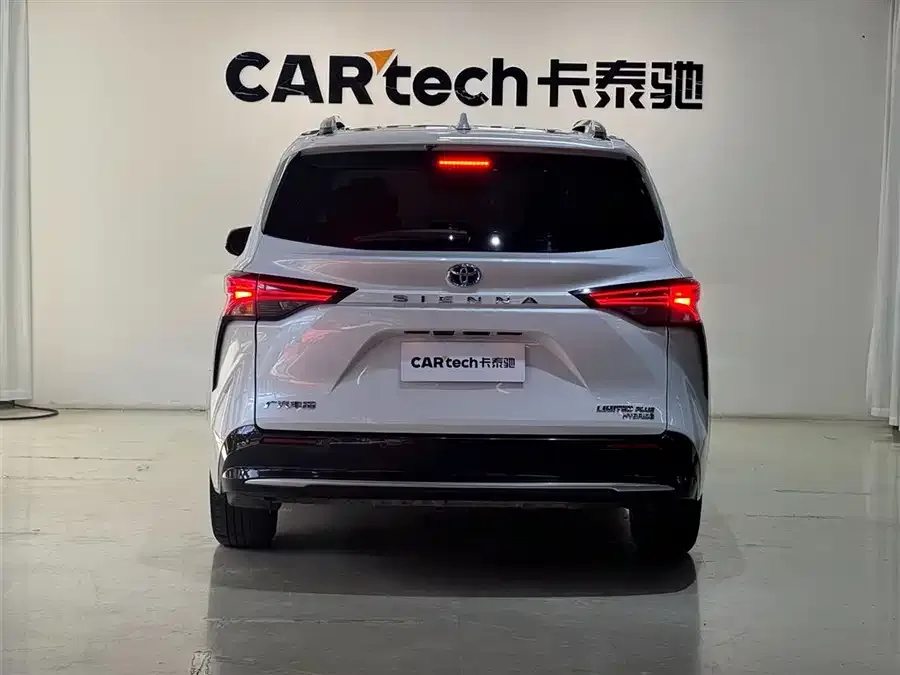 Toyota Sienna SIENNA 2021 2.5L Hybrid Supreme Edition 2022 — миниатюра 2