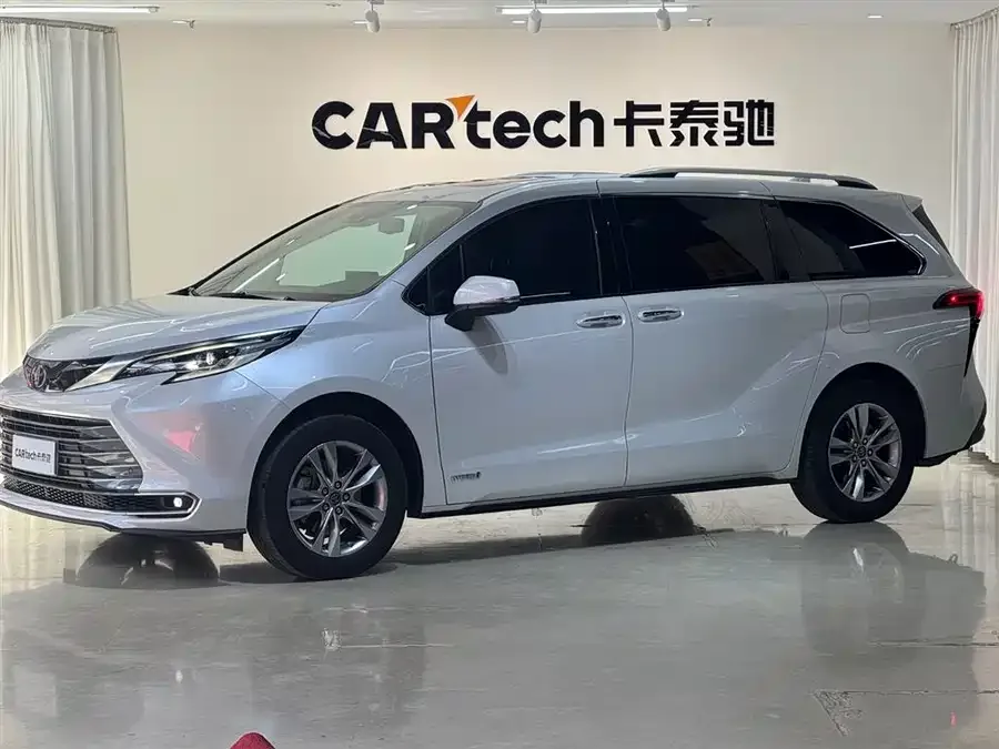Toyota Sienna 2022