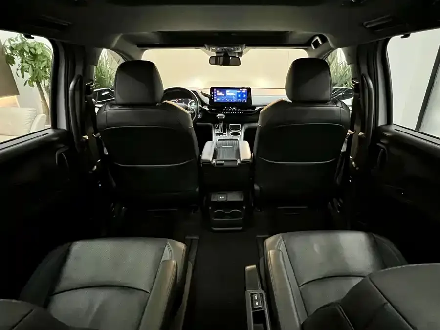 Toyota Sienna SIENNA 2021 2.5L Hybrid Supreme Edition 2022 — миниатюра 4
