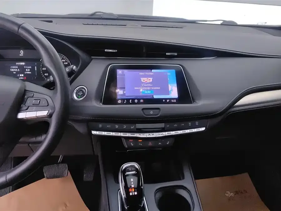 Cadillac XT4 2022 28T two-wheel drive luxury model 2022 — миниатюра 4