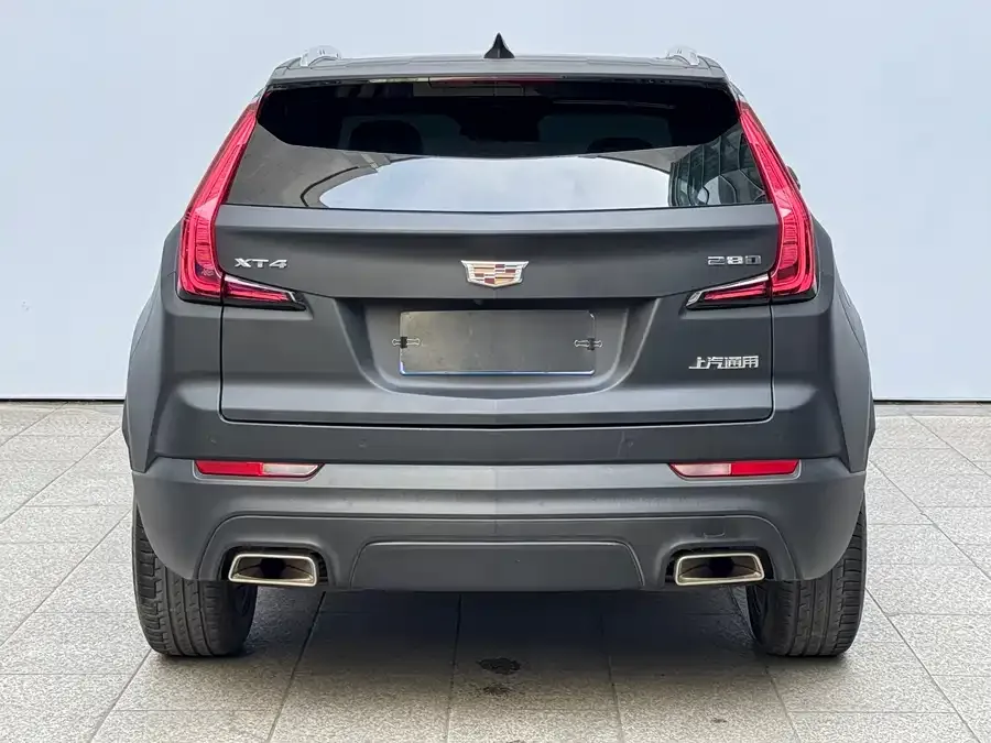 Cadillac XT4 2021 28T two-wheel drive technology 2022 — миниатюра 2