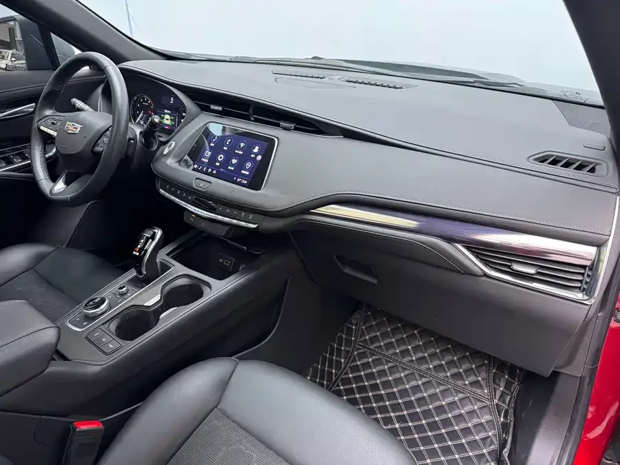 Cadillac XT4 2021 28T two-wheel drive technology 2022 — миниатюра 4