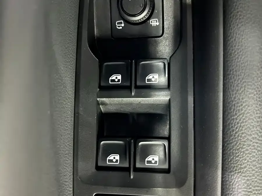 Volkswagen Lavida Lavida 2023 200TSI DSG Starry Sky Edition 2022 — миниатюра 3