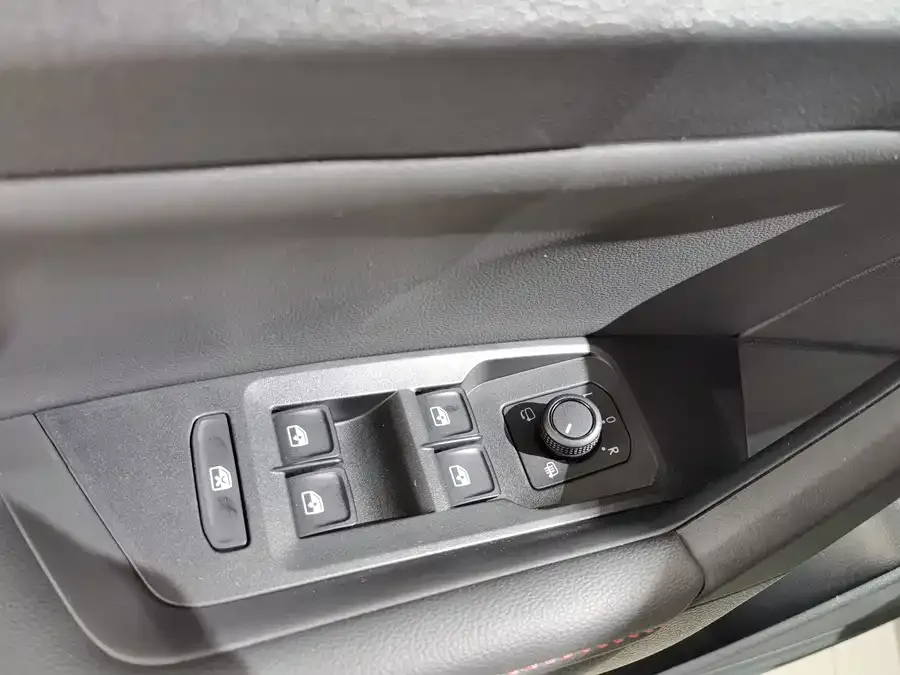 Volkswagen Lavida Lavida 2023 300TSI DSG Starry Sky Edition 2024 — миниатюра 2