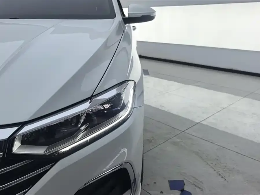 Volkswagen Lavida Lavida 2024 1.5L Automatic 5 Million Edition 2024 — миниатюра 2