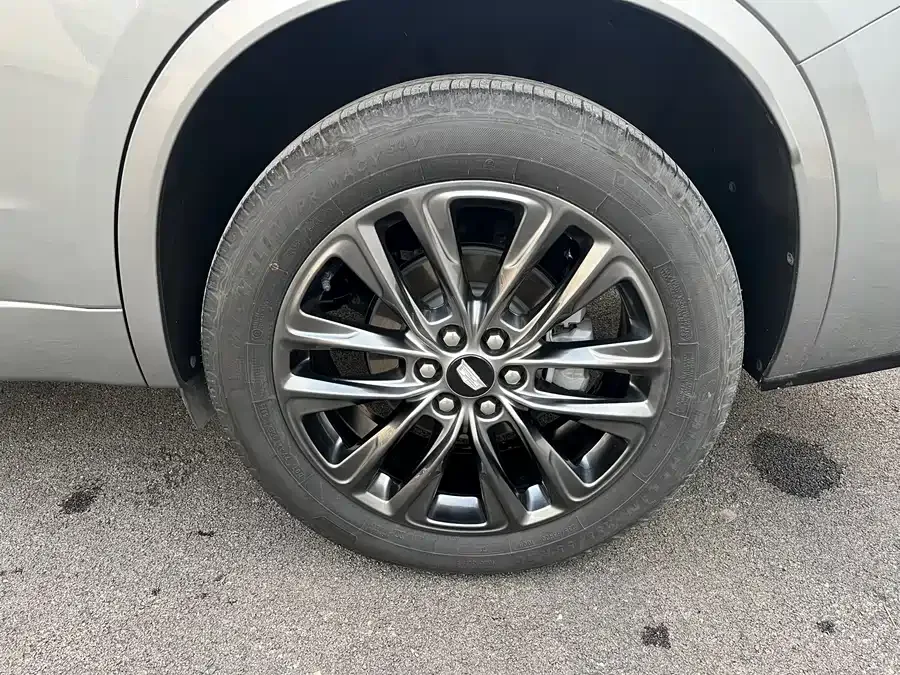 Cadillac XT6 2025 2.0T 6-seat 4WD Premium Executive Black Label Edition 2024 — миниатюра 4