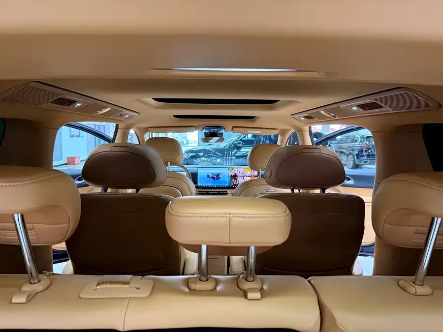 Voyah Lantu Dreamer 2025 VOYAH PHEV 4WD Excellence Kunpeng Edition 2026 — миниатюра 3