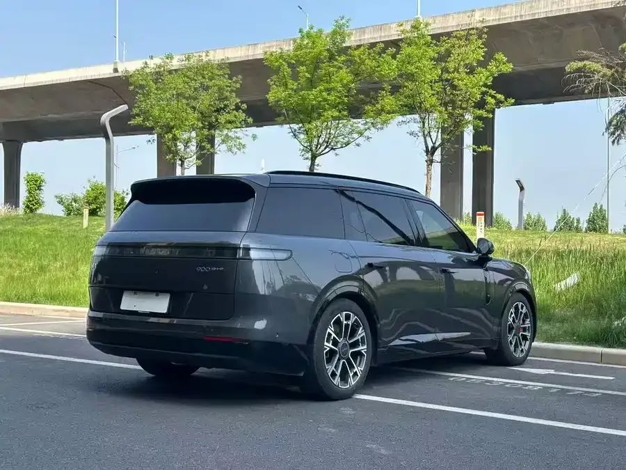 Lynk & Co 900 Lynk & Co 900 2025 1.5T Ultra 6-seater 2025 — миниатюра 3