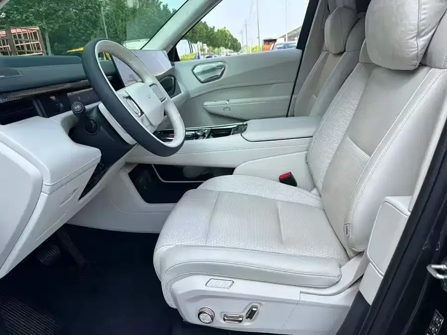 Lynk & Co 900 Lynk & Co 900 2025 1.5T Ultra 6-seater 2025 — миниатюра 4
