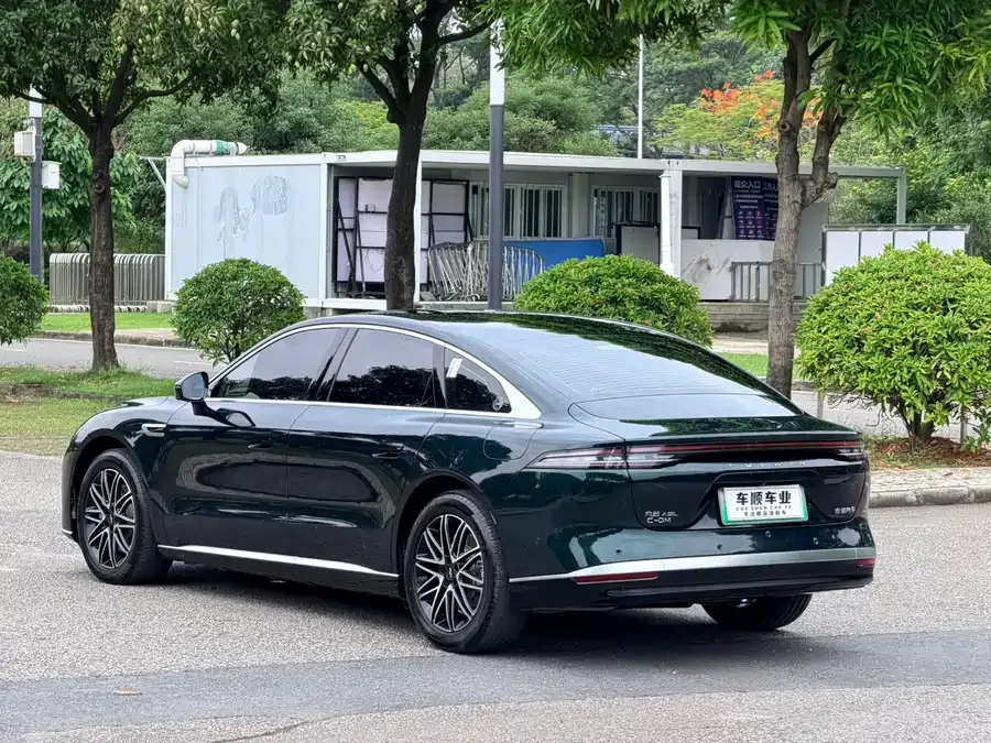 Chery Fengyun Fengyun A9L Fengyun A9L 2025 260 Super Long Range Premium Edition 2025 — миниатюра 2