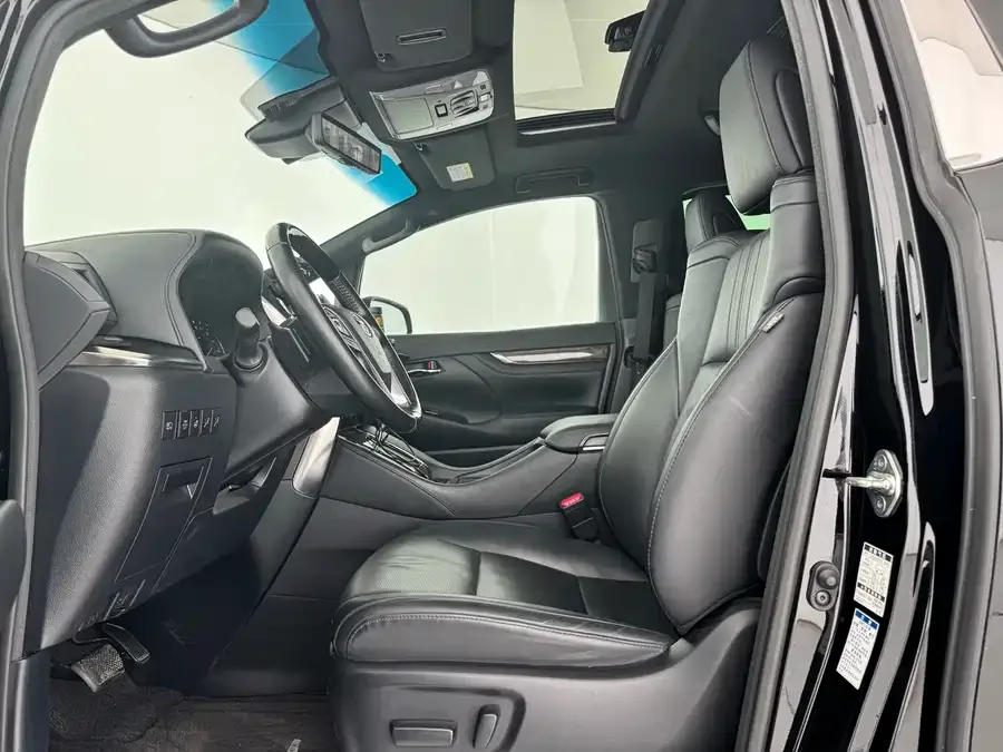Toyota Crown Vellfire Vellfire 2023 Crown Hybrid 2.5L HV Premium Edition 2023 — миниатюра 3