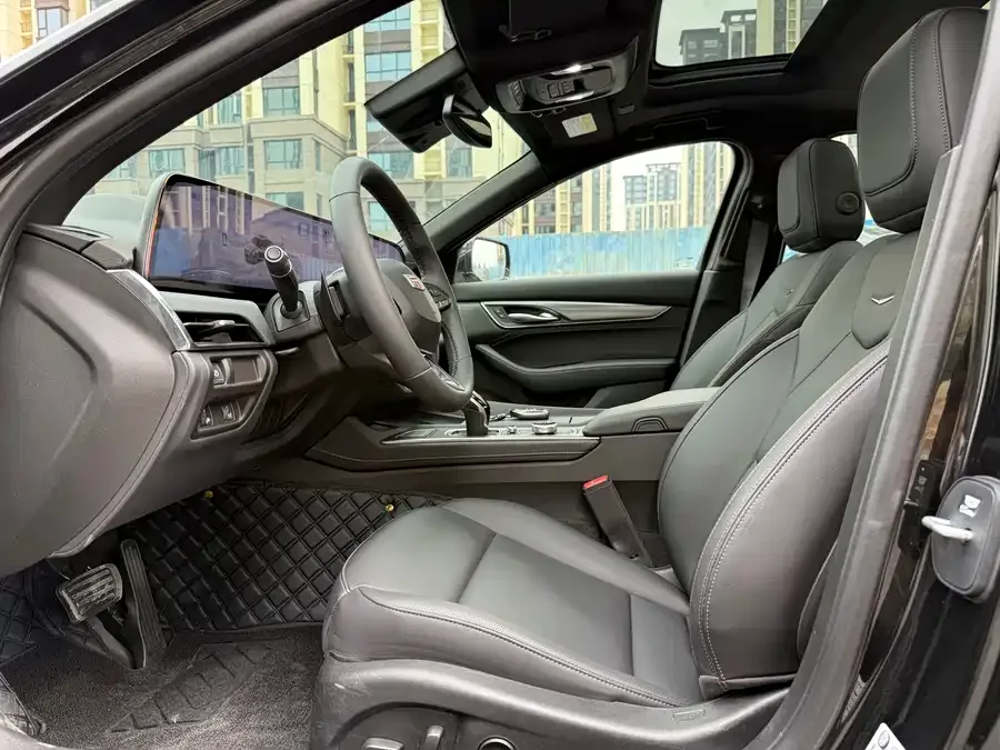 Cadillac CT5 2025 28T City Sports Edition 2026 — миниатюра 2