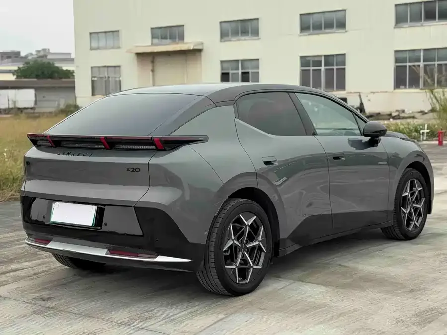 Lynk & Co Z20 Lynk & Co Z20 2025 530km RWD Pro 2025 — миниатюра 5