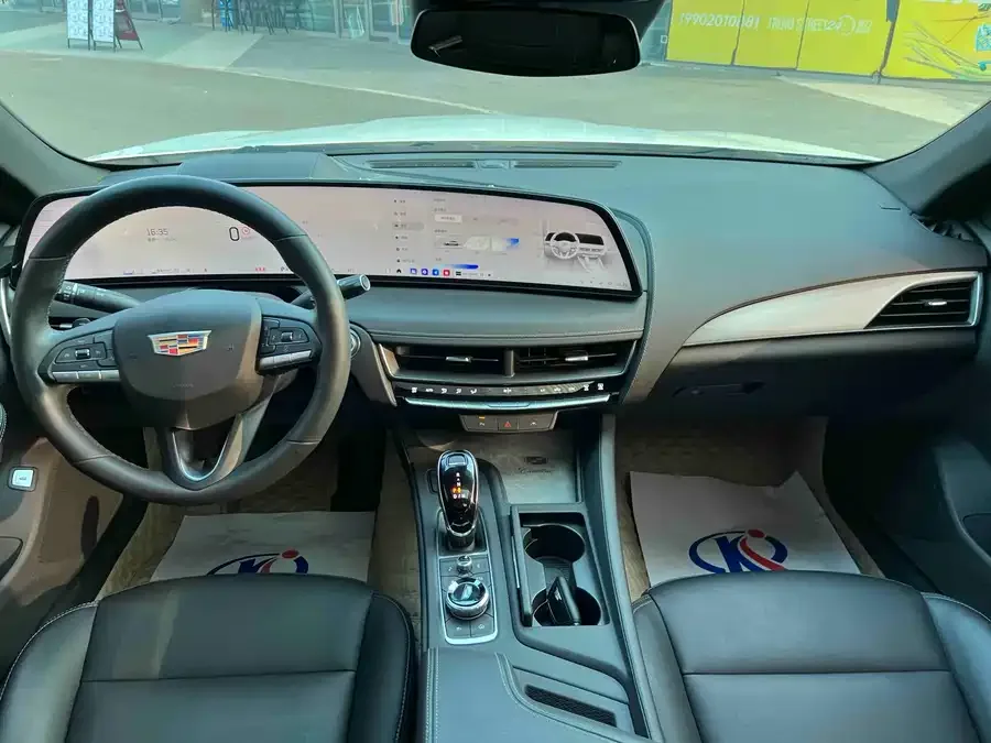 Cadillac CT5 2024 28T luxury model 2024 — миниатюра 5