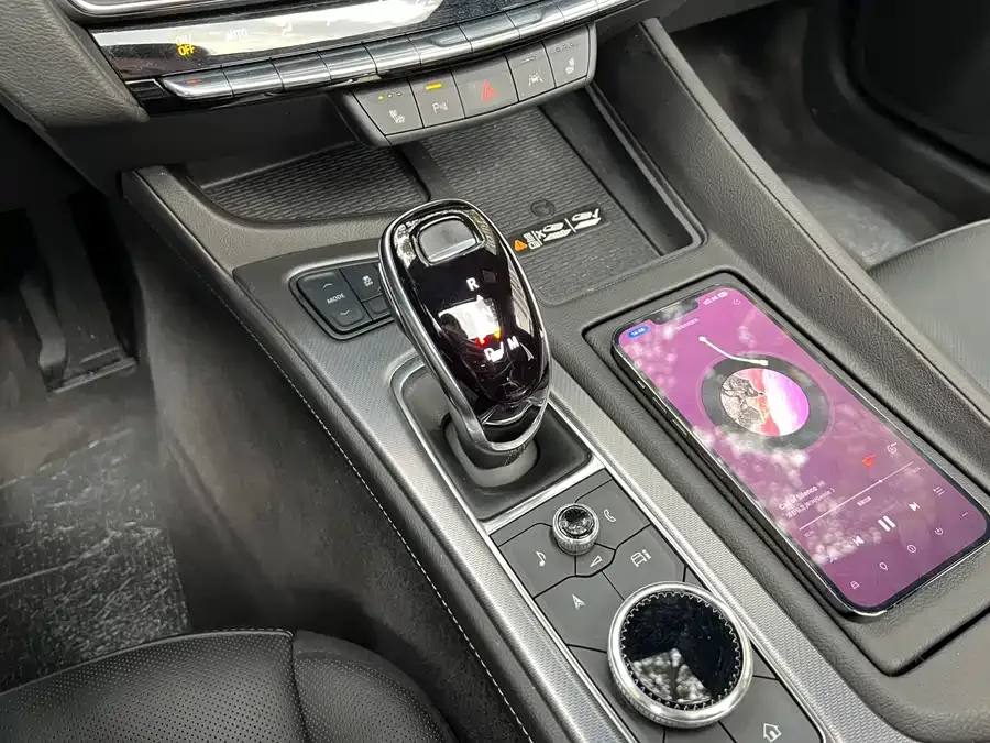 Cadillac CT5 2024 28T Luxury Pro 2025 — миниатюра 4