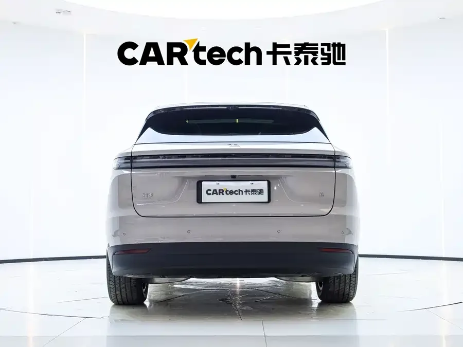 Li Auto i6 Ideal i6 2025 two-wheel drive standard version 2025 — миниатюра 3