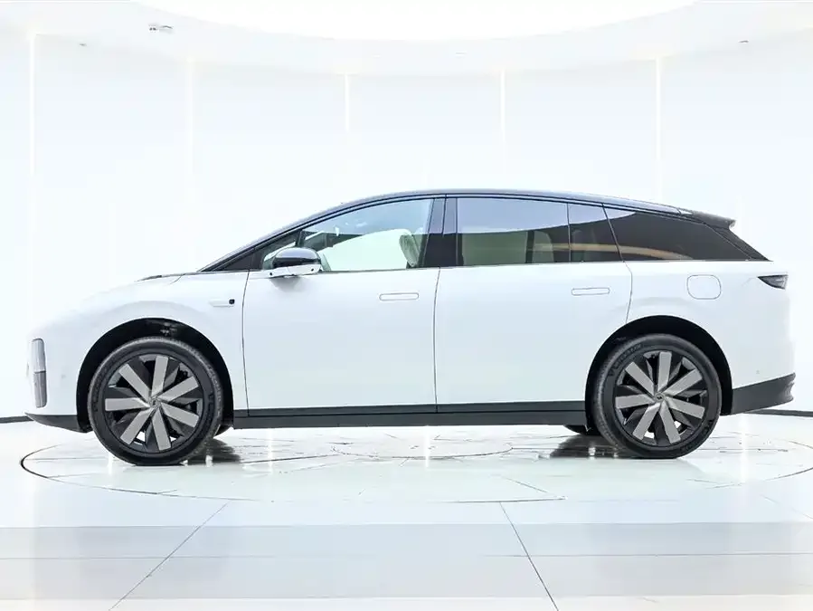 Li Auto i6 Li Auto i6 2025 AWD Standard Edition 2025 — миниатюра 3