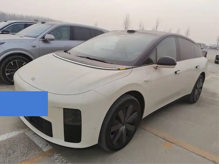 Li Auto i6 2025