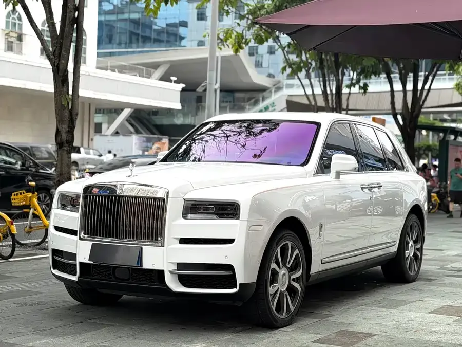 Rolls-Royce Cullinan 2023
